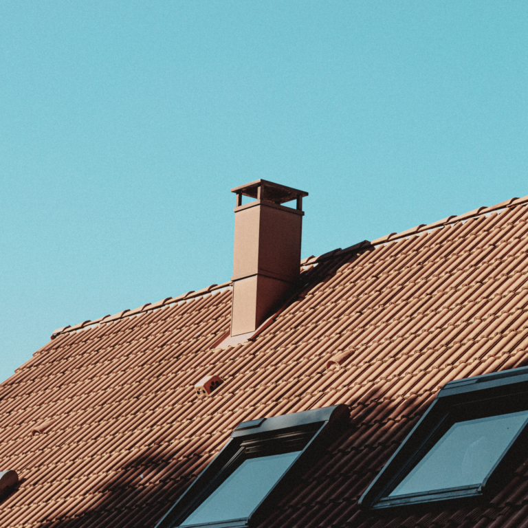 Couvreur pose velux fentre de toit — Couvreur Gréoux-les-Bains Molinas